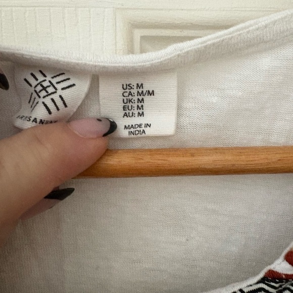 Artisan NY fringe hem tank size medium white embroidered boho western shirt - Picture 7 of 9